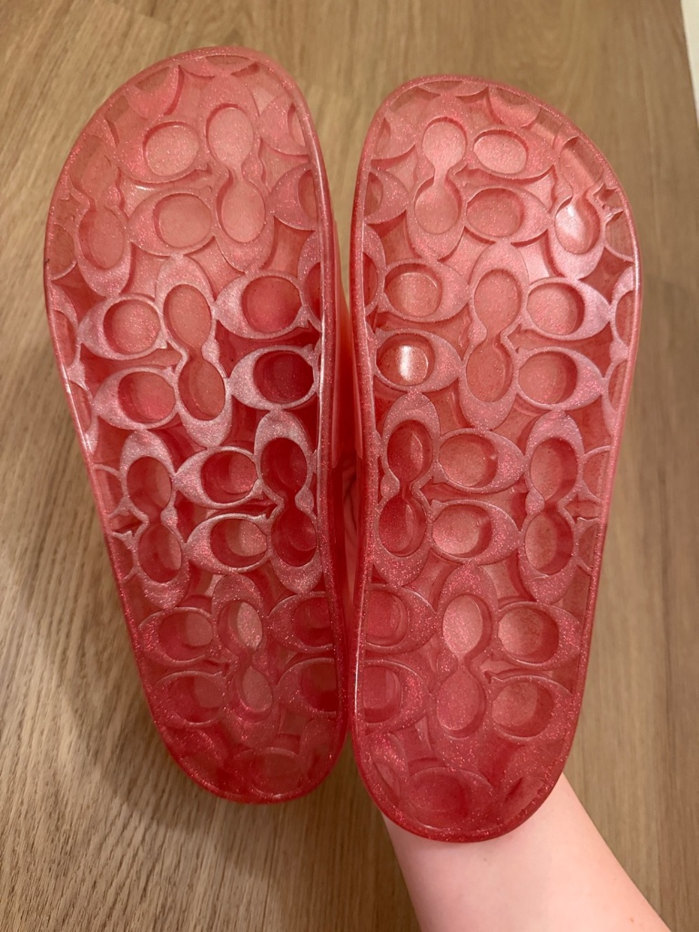 SUPER CUTE Coach Translucent Pink Logo Slide Sandals with Glitter Red Footbeds - Picture 4 of 5